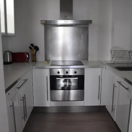 Appartement Centre- Superbe 100m2 - 10 Mn A Pied De La ! *